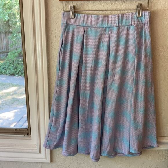 Women’s LuLaRoe Purple & Blue Madison Pocket Skirt - Picture 4 of 6